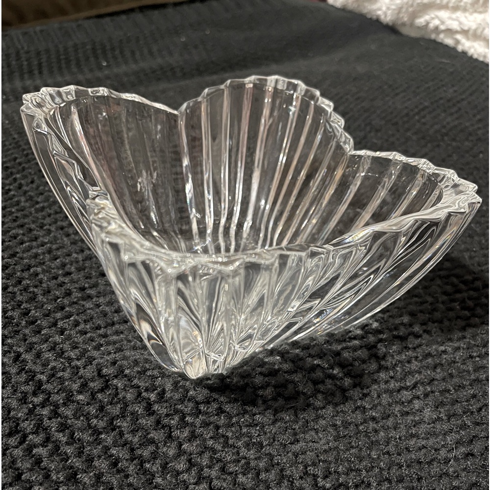 Mikasa vintage collectible Lydia tulip Crystal bowl